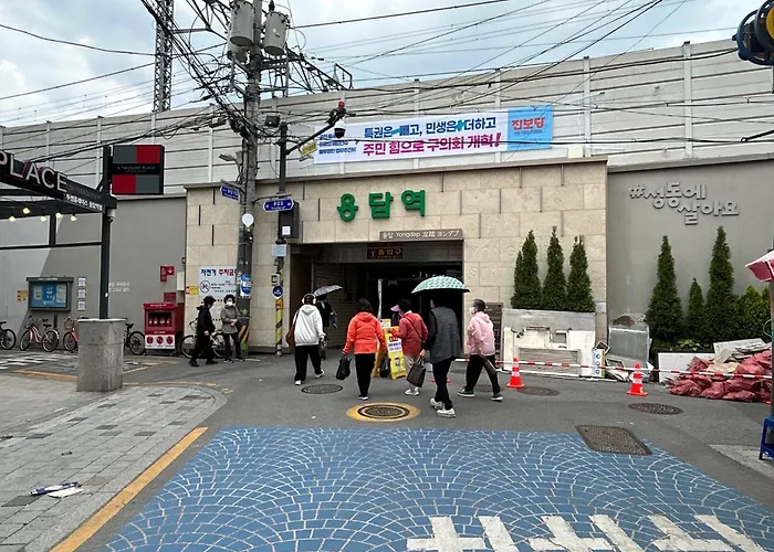 Seongsu#3beds#10min Seongsu Station#2min Walk From Yongdap Station Line2 #local Food Hot Spot#ddp#kspo 3* ソウル特別市