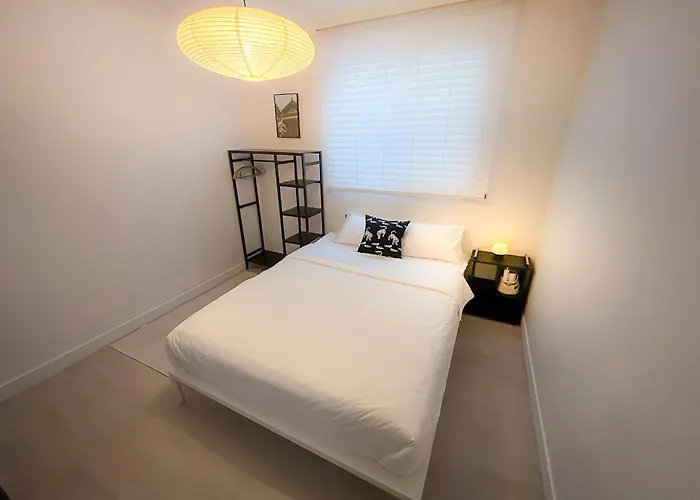 Seongsu#3beds#10min Seongsu Station#2min Walk From Yongdap Station Line2 #local Food Hot Spot#ddp#kspo